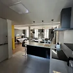 아파트 Chez Flo *