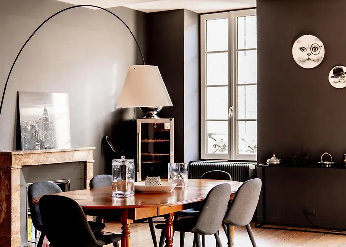 Chez Flo Beaune (Cote d'Or)