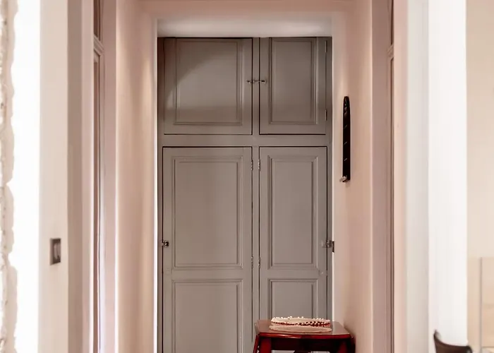 Chez Flo Beaune (Cote d'Or)